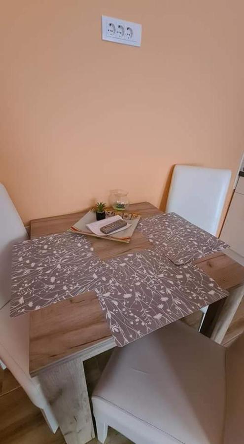 Ales Apartman Sombor Exteriör bild